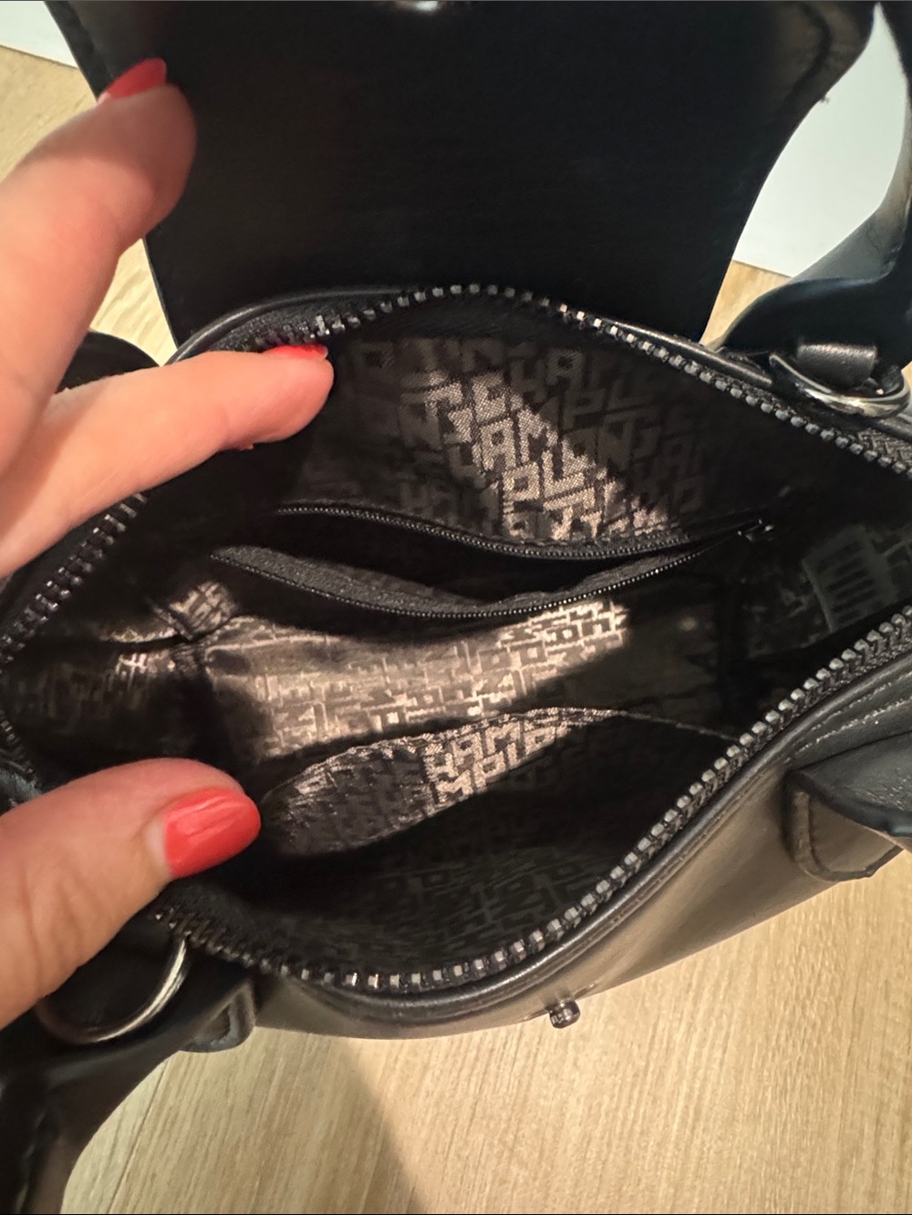 Longchamp Small Black Le Pliage Leather Top-Handle Bag - Picture 3 of 3